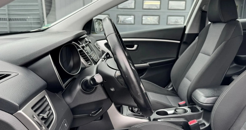 Hyundai I30 cena 34900 przebieg: 149000, rok produkcji 2014 z Praszka małe 742